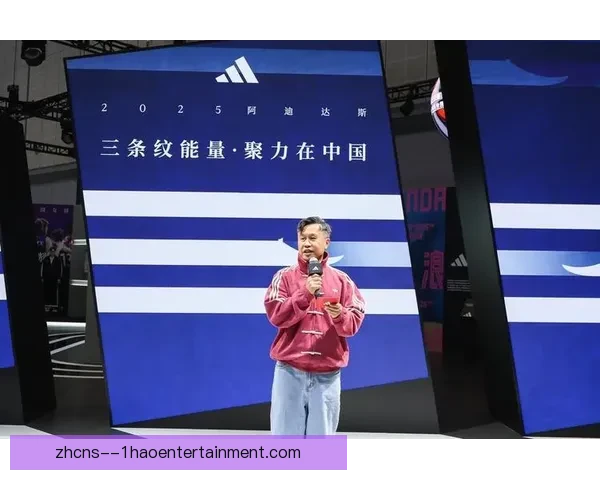 2026世界杯现场惊喜互动球迷免费获得球队纪念球衣活动